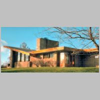 Robert and Rae Levin House (built 1949),Kalamazoo, Michigan, photo Robert H Levin, Wikipedia.jpg